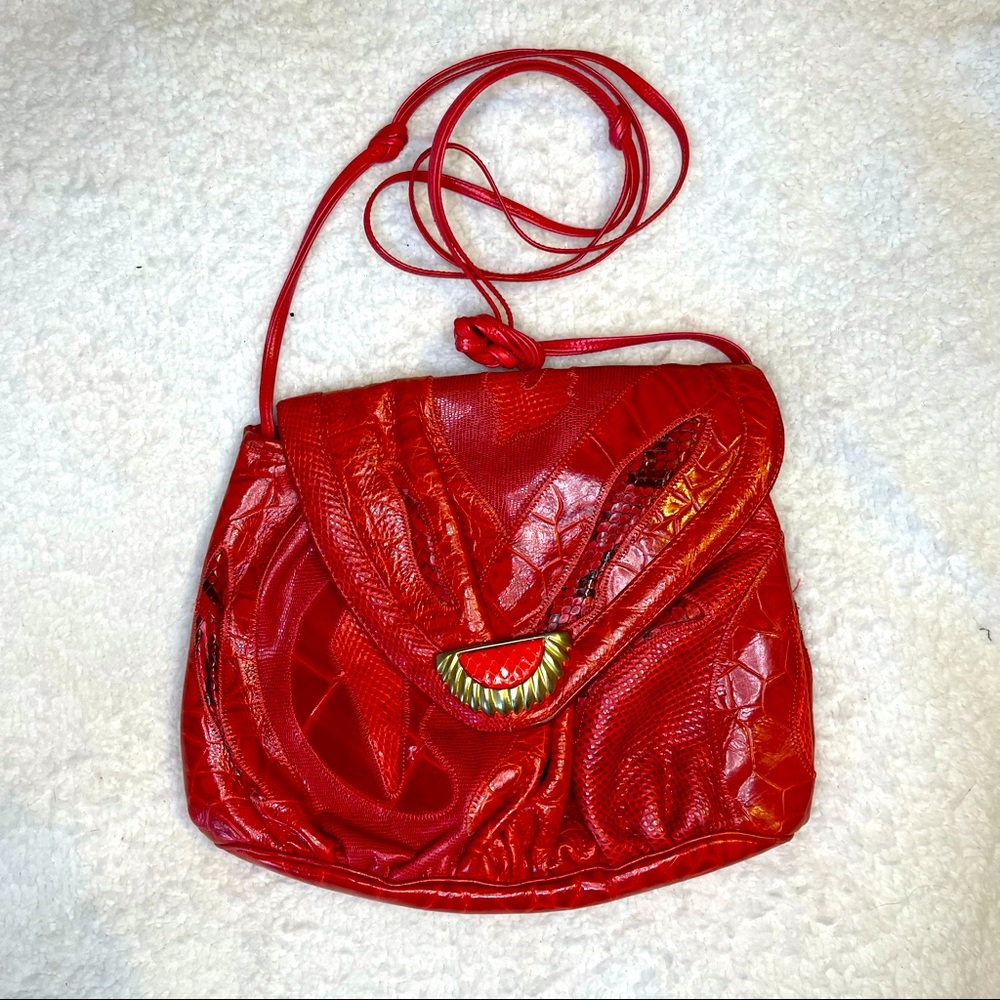 Vintage Red Sharif shoulder bag